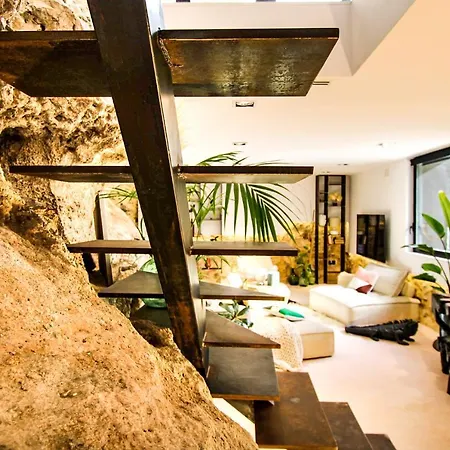 Otel Xuq Lomas De Ruvira 5*